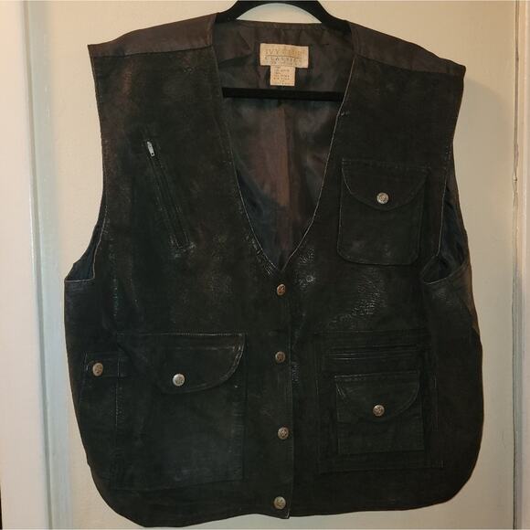 Vintage Womens Black Suede Leather Snap Front Vest Size 20W Ivy Club Distressed - Picture 6 of 6